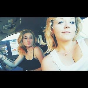 Meet your Posher, Natalie